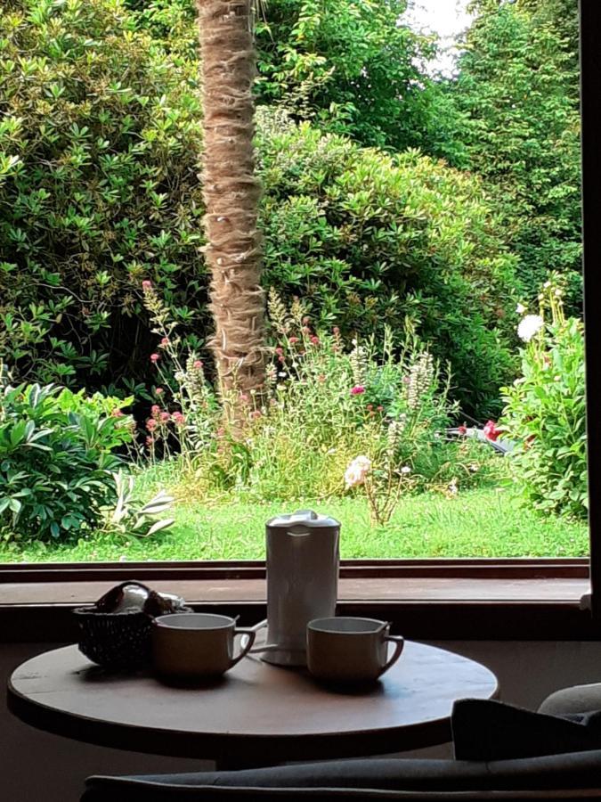 Manoir à Tamervile Tamerville Extérieur photo