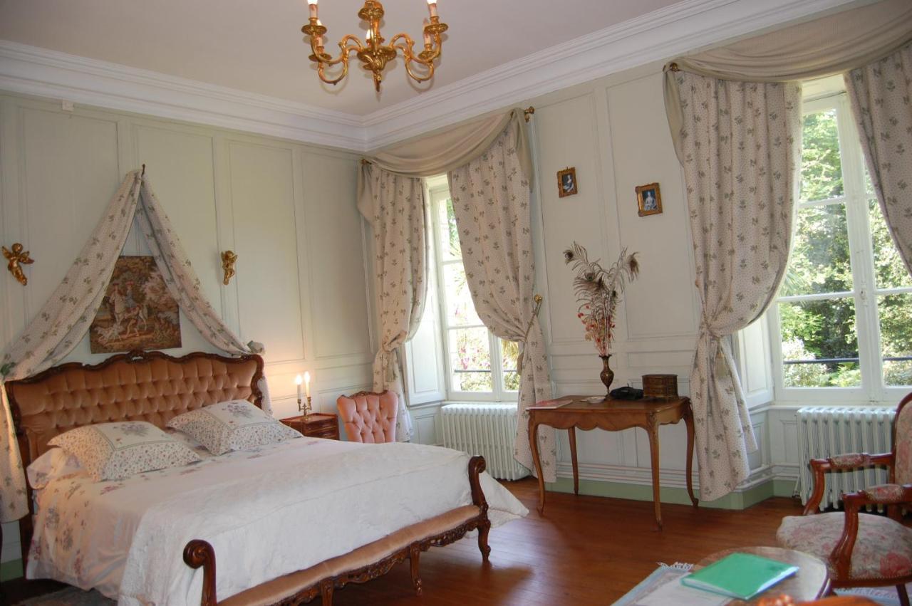 Manoir à Tamervile Tamerville Extérieur photo